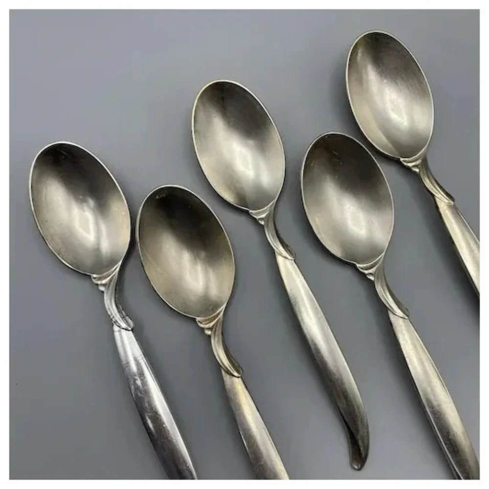 1847 Rogers Bros FLAIR Silver Plated Oval Soup‎ Spoons 5 pieces IS